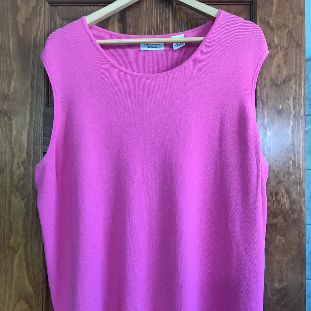 Laura Ashley Top